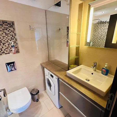 Apartmán B13 *